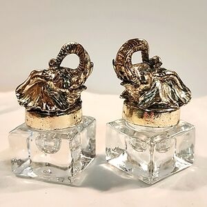 Elephant Head Salt and Pepper Shakers Silver Tone Heavy Clear Glass Cube Body